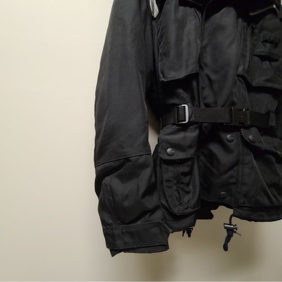 Triumph Motorcycle Vintage Triple T
Connections Checkered. Great used condition - Picture 7 of 16